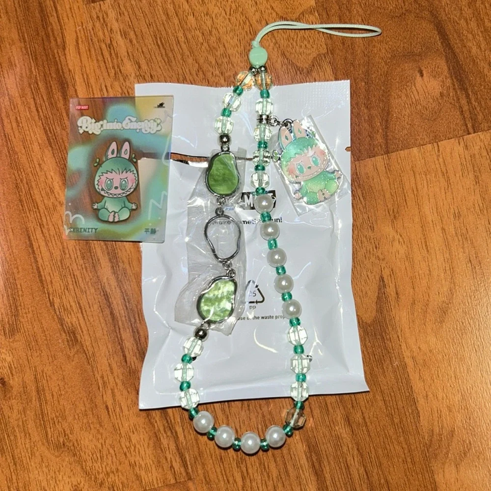 Brand New in Box THE MONSTERS Big Into Energy Phone Charm ‘SERENITY’
